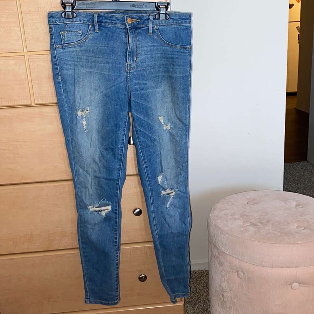 Mossimo jeans high rise! LIKE NEW